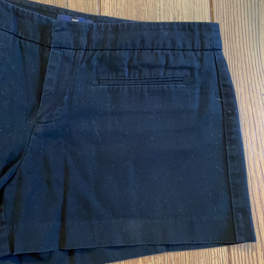 Gap - Picture 2 of 3